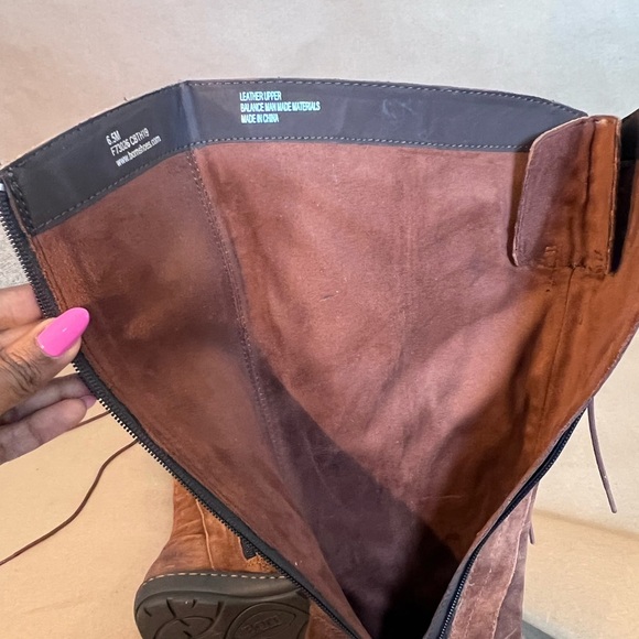 NWOB Born Women's Caladium Tall Lace Brown Leather Boots Flat Round Toe US 6.5 - Picture 7 of 10